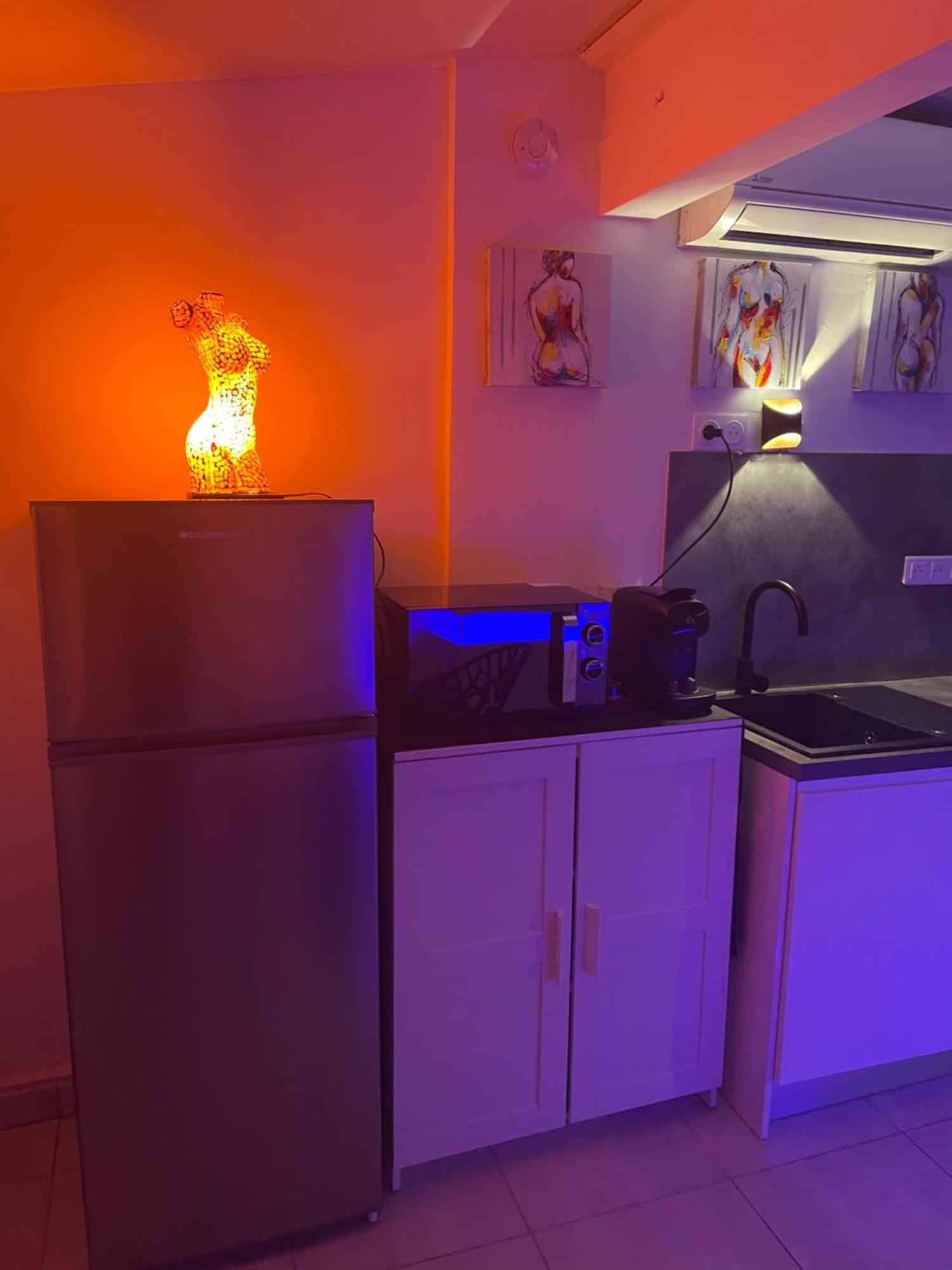 The Naturist Glamour Suite Agde Esterno foto